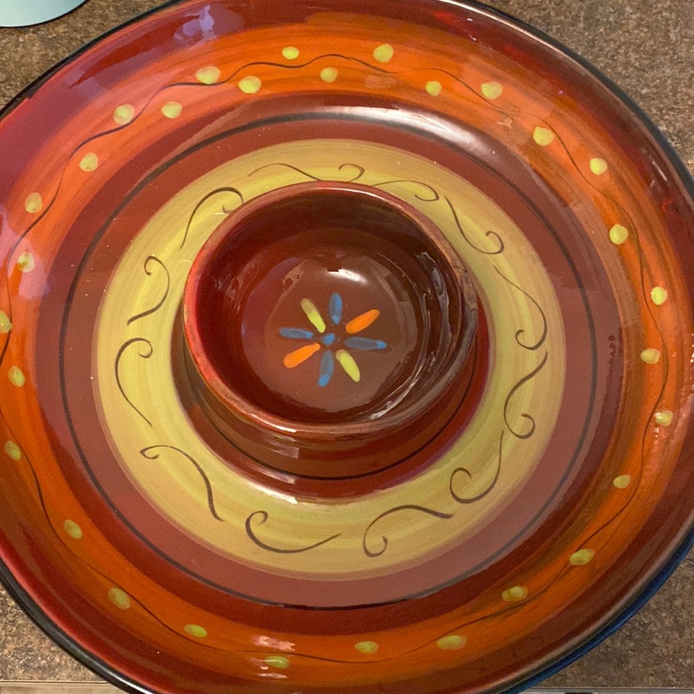 Chips and salsa bowl